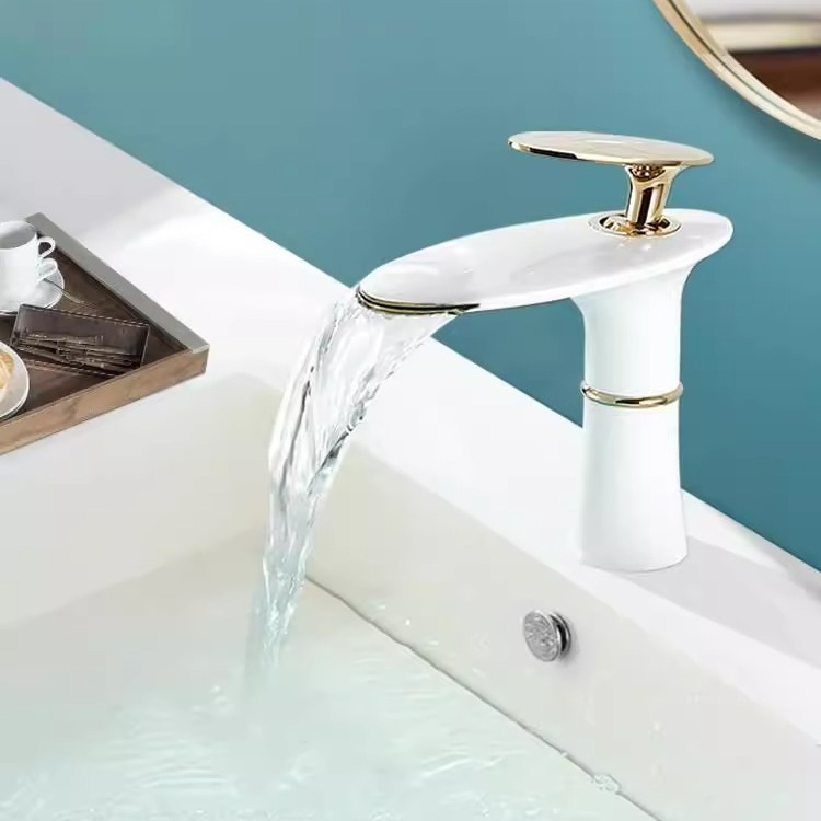 Waterfall Basin Faucet White G - Home Hardware Bathroom Faucets 评论和价格